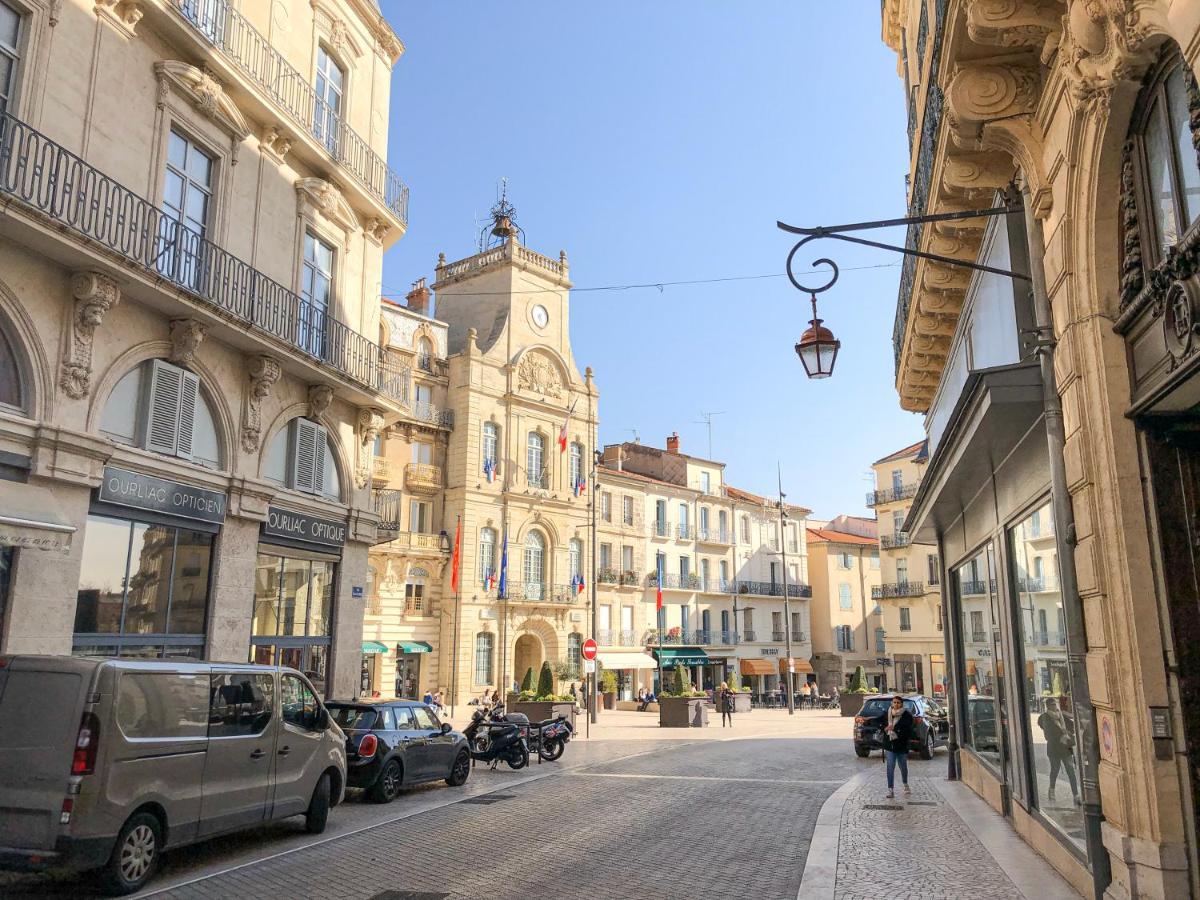 Place De La Mairie, Art Apparts Béziers Exterior foto